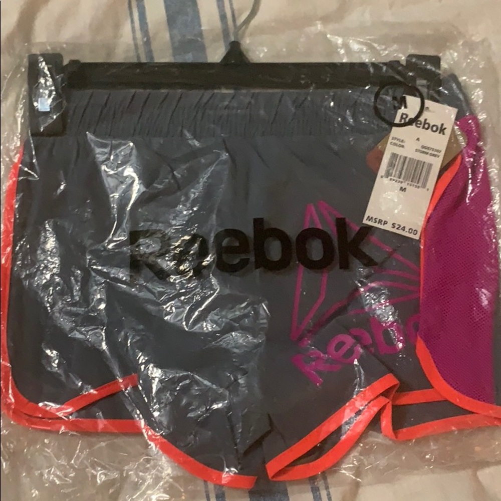 NWT Reebok Girls Sport Shorts M Medium grey pink